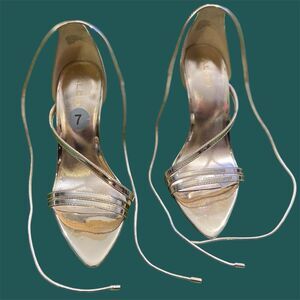 Aldo Gold Showstopper Heels Strapped Shoes Women’s 7M Party Cocktail Evening